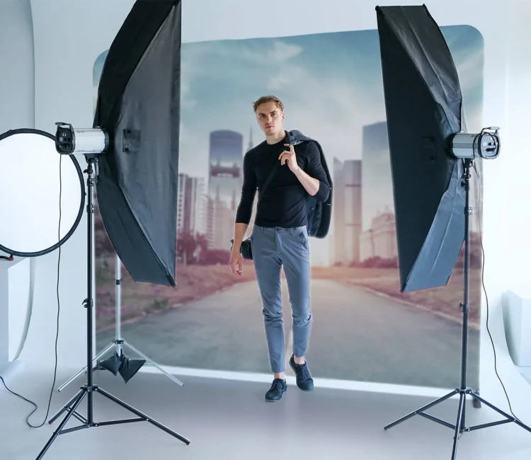 Muro textil Europa – publicidad visual con accesorios para banderas